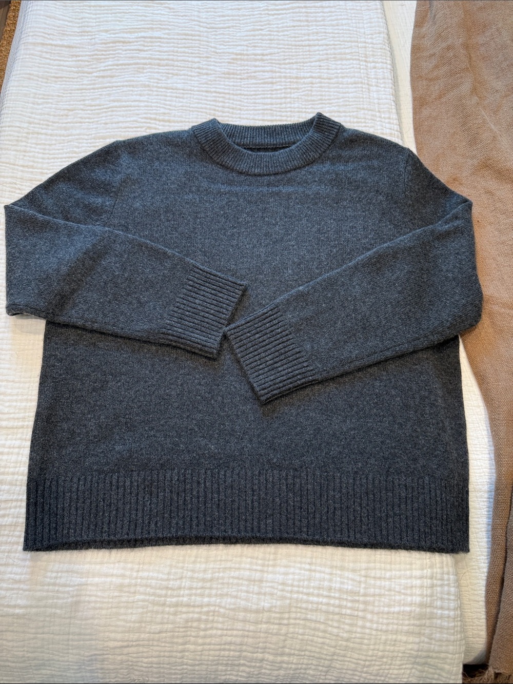 Quince Heavyweight Cashmere Sweater in Charcoal - Size S